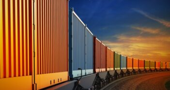 Güterverkehr: Straße vs. Schiene