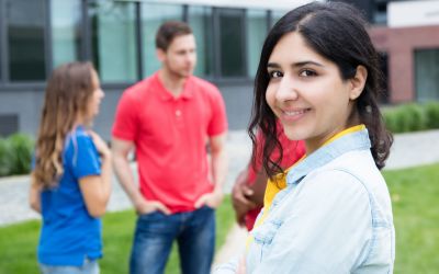 Sie haben gut lachen: Europäisches Jahr der Kompetenzen 2023 macht aus Studenten schneller begehrte Fachkräfte (Foto: AdobeStock - Daniel Ernst 117058729)