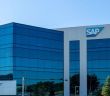 SAP entwickelt eigenen Sprachbot für Datenabfragen (Foto: AdobeStock - JHVEPhoto 400308425)
