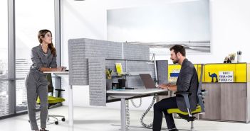 Arbeitgeber sollten auf ergonomische Büroausstattung achten Langzeitiges Sitzen schadet der Rückengesundheit - Ergonomie am (Foto: AGR. Dauphin)