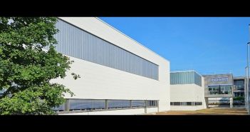 Bürkert weiht 6000 Quadratmeter Neubau und AKL in Öhringen (Foto: Bürkert Fluid Control Systems)