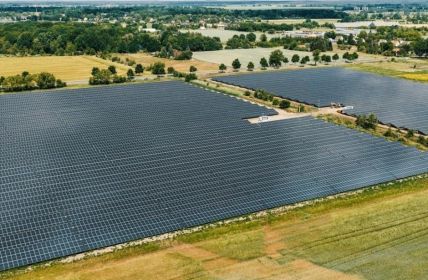 ASE startet 45 MWp PV-Cluster in Brandenburg mit (Foto: AMPYR Solar Deutschland GmbH)