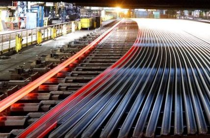 DB InfraGO und Saarstahl Rail liefern erstes grünes (Foto: Dirk Martin, Saarstahl AG)