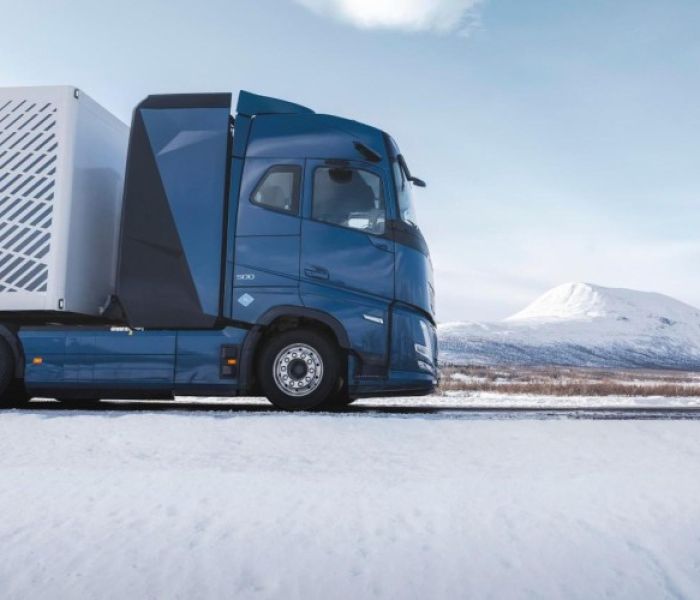 Wasserstoffbetriebene Lkw von Volvo Trucks setzen neue Ma&szlig;st&auml;be (Foto: Volvo Group Trucks Central Europe GmbH)